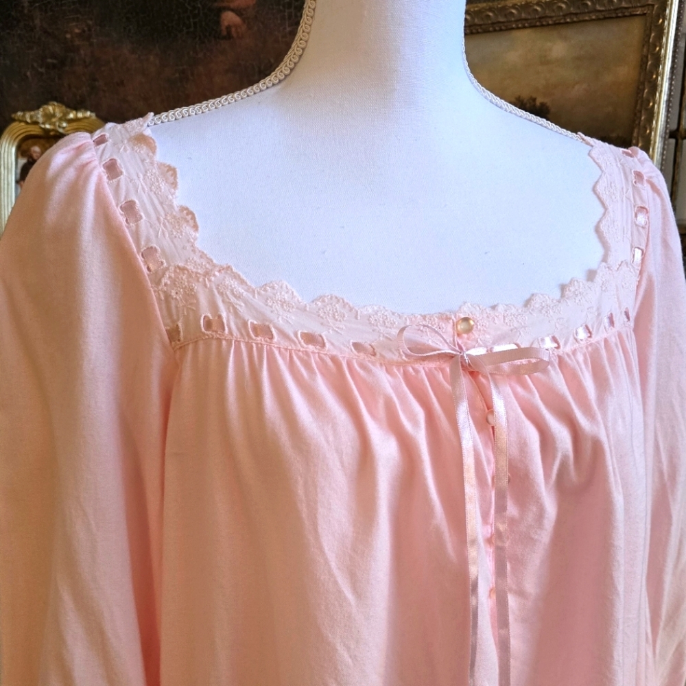 Vintage Victoria Secrets Light Pink Soft Cotton Night Gown w/ Lace Size Small